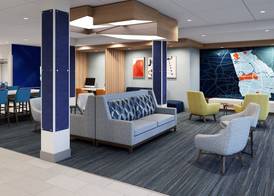 Holiday Inn Express & Suites MARINETTE by IHG 3