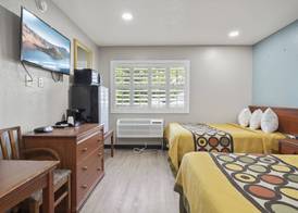 Travelers Inn Medford 5