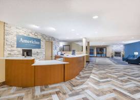 AmericInn by Wyndham Prairie du Chien 5