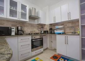 Park Heights by Edmor Suites 3