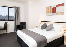 Adelaide Riviera Hotel 5