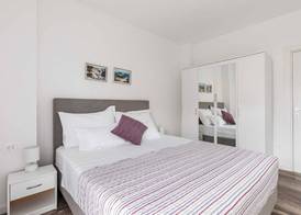 Apartments Villa Salona Sky 3