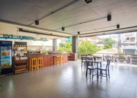 AJ Residence 4