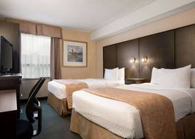 Days Inn by Wyndham Renfrew Conference Centre 5
