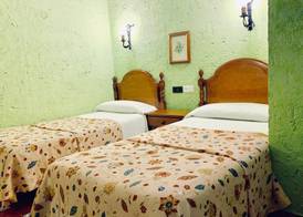 Hotel Hermanos Macias 5