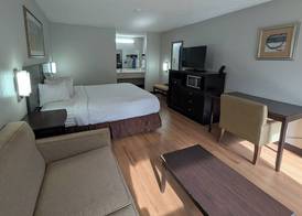 Garden Inn Adairsville 5