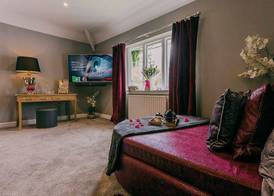 Aphrodites Group - Luxury Hot Tub Suites in Central Lake District! 3
