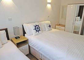 Devoncourt Devoncoast SeaView Apartments 4