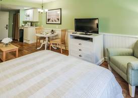 Holly Tree Resort 5