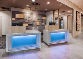Holiday Inn Express & Suites BELOIT by IHG 2