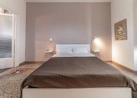 Azzurra B&B 4