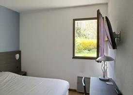 Logis Hôtel La Cascade - Lyon Nord 4