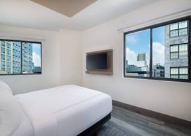 EVEN Hotel Long Island City - New York by IHG 5