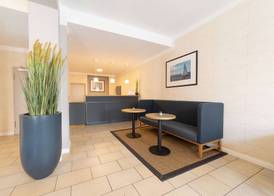 Comfort Hotel tom Kyle 3