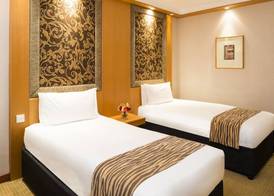 Millennium Hotel and Conference Centre Gloucester London 5