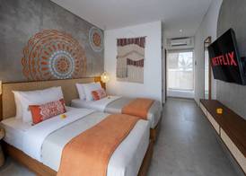 Roomates Beach Hostel Canggu by Ini Vie Hospitality 4