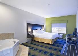 Holiday Inn Express & Suites VERMILLION by IHG 5