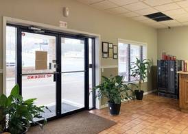 Paris Inn and Suites 2