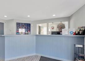 Schmidt's Creek Hotel 4