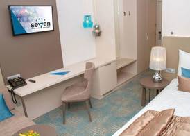 Hotel Seven 4