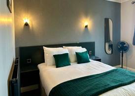 Hotel Wrexham 5