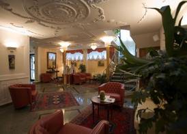 Hotel Plaza 2