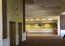 Days Inn & Suites by Wyndham Tallahassee Conf Center I-10 4