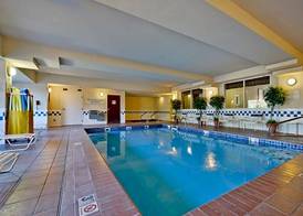 Clubhouse Inn 3