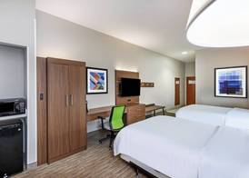 Holiday Inn Express & Suites PRYOR by IHG 4