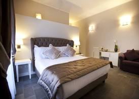 Chic & Town Luxury Rooms Piazza di Spagna 4