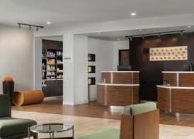 Courtyard by Marriott Dallas-Fort Worth/Bedford 2