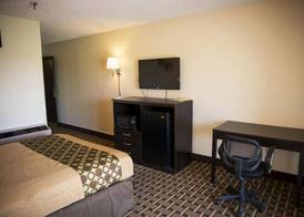 Ahoskie Inn 4
