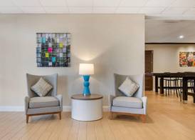 Comfort Inn & Suites Danbury-Bethel 4