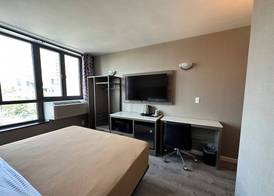 Regal Inn & Suites New York LaGuardia Hotel 4
