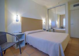 Aparthotel Ciutat de Palol 4