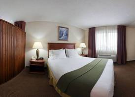 Holiday Inn Express ADRIAN by IHG 2