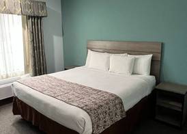 Americas Best Value Inn Sulphur 3