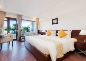 Hoang Ngoc Beach Resort 2