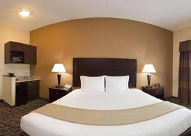Holiday Inn Express & Suites ZANESVILLE NORTH by IHG 4