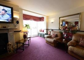 Meryan House Hotel 2