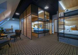Chors Like A Hotel | Capsule & Nft Boutique Host 2