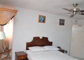 Seven Stars Hotel 4