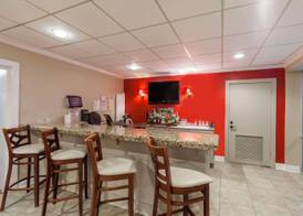 Ramada by Wyndham New Iberia 2