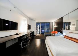 StripViewSuites at Palms Place 4
