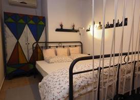 Psirri Artistic Rooftop Apartment with Acropolis View 4