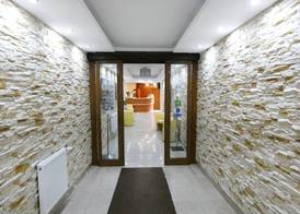 Aparthotel Adler 3