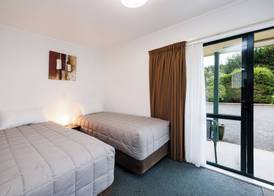 Celtic Motel 2
