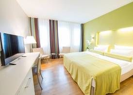 Nymphe Strandhotel & Apartments 3