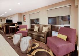 La Quinta by Wyndham Detroit Utica 5