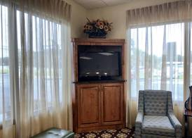 Super 8 by Wyndham Valdosta Mall 3